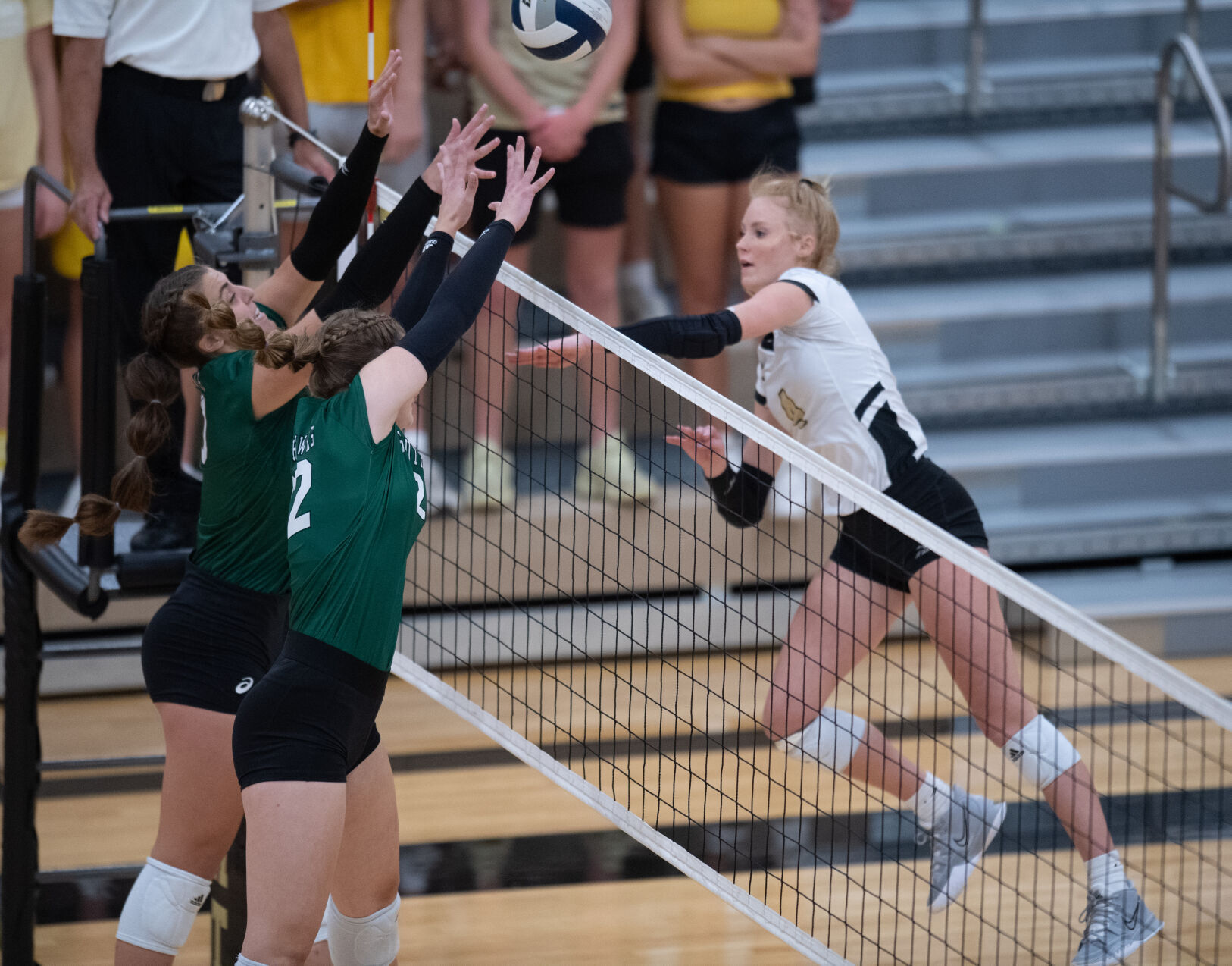 Lincoln Southwest vs. Lincoln Southeast, 9.20